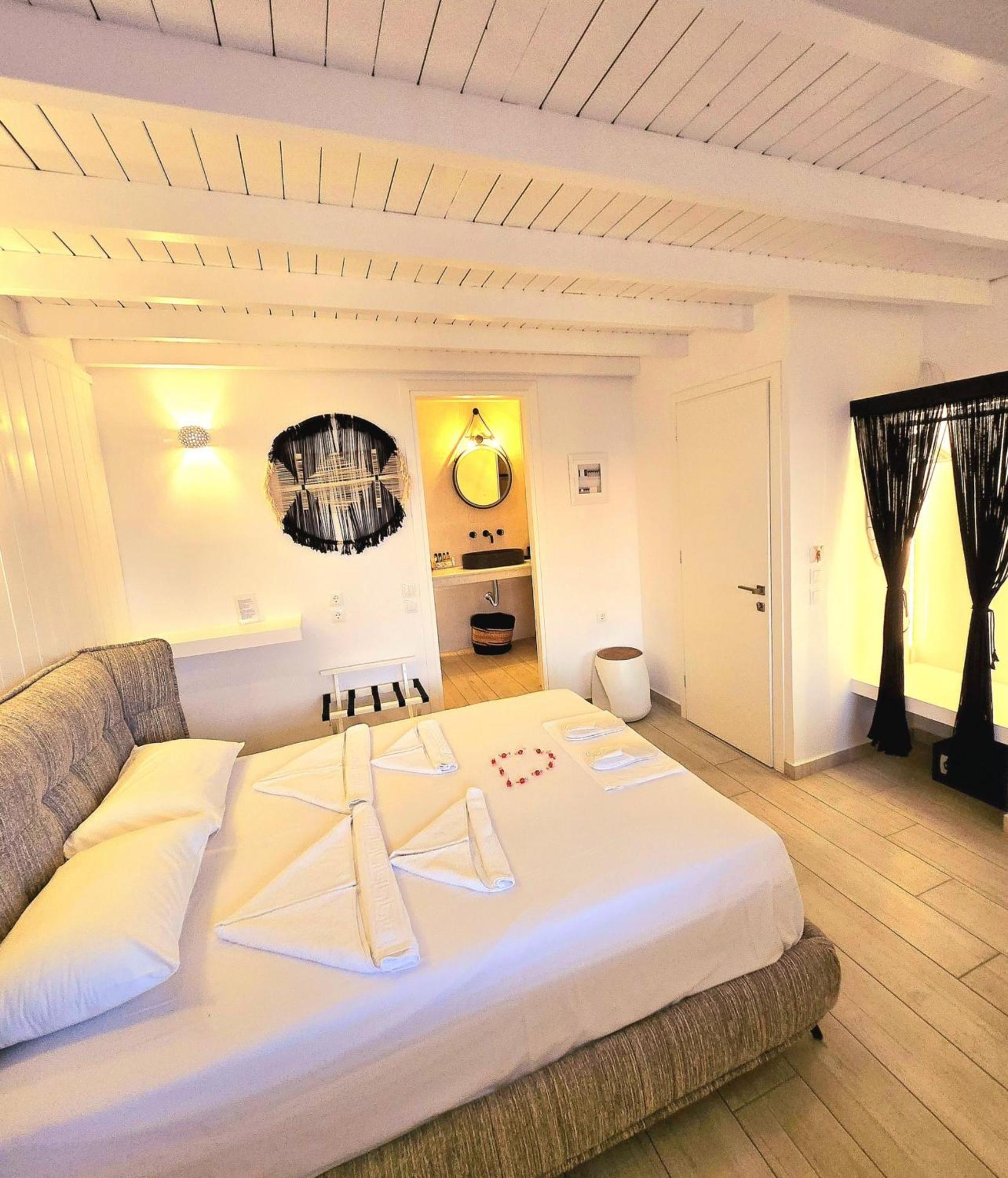 Aphrodite Boutique Hotel Alikí Esterno foto
