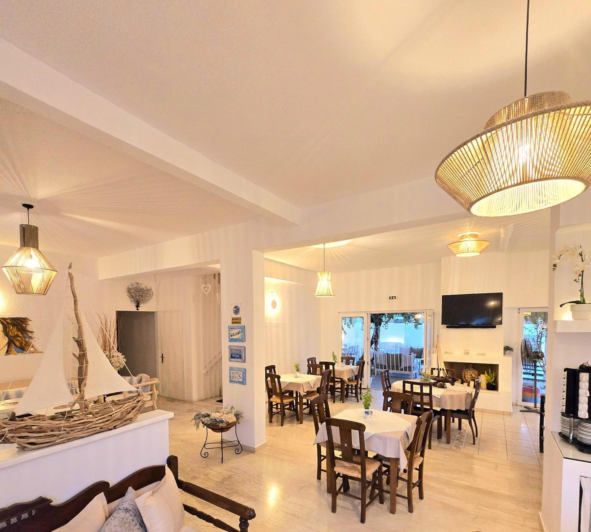 Aphrodite Boutique Hotel Alikí Esterno foto